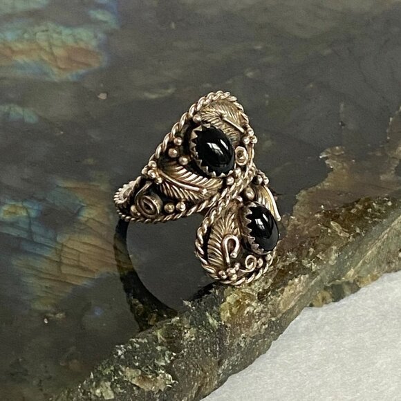 VTG Sterling Silver 925 Southwest Native Style Black Onyx Bypass Band Ring Sz 7 - Picture 11 of 16